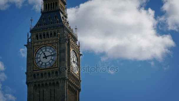 Dramático Big Ben com Nuvens passando — Vídeo de Stock