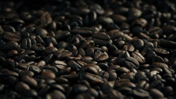 Torrado grãos de café — Vídeo de Stock