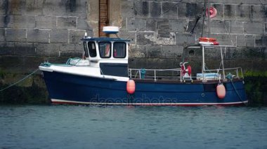 By The Harbor balıkçı teknesi