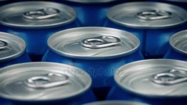 Closeup çekim bira kutuları