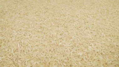 Pirinç hareketli atış tahıllar