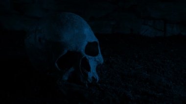 Gece vakti Kurukafa 'nın yanından geçmek