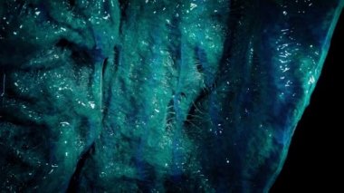 Uzaylı Yapışkan Organik Duvar Damlaması