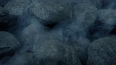 Ateş Kömürleri Duman ile Yanmaya Başlıyor