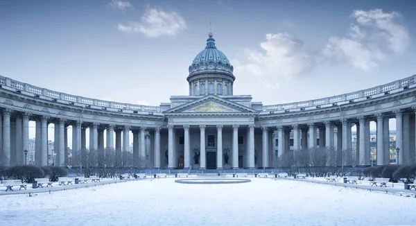 Panorama de la cathédrale de Kazan en hiver, Saint-Pétersbourg, Russie — Photo