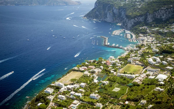 Foto aerea dell'isola di Capri in Italia — Foto Stock