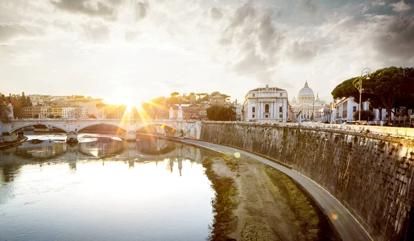 Panorama de Roma y Vaticano, Italia — Foto de Stock
