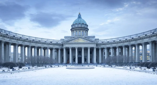 Panorama z Kazan Cathedral w zimie, St. Petersburg, Federacja Rosyjska — Zdjęcie stockowe