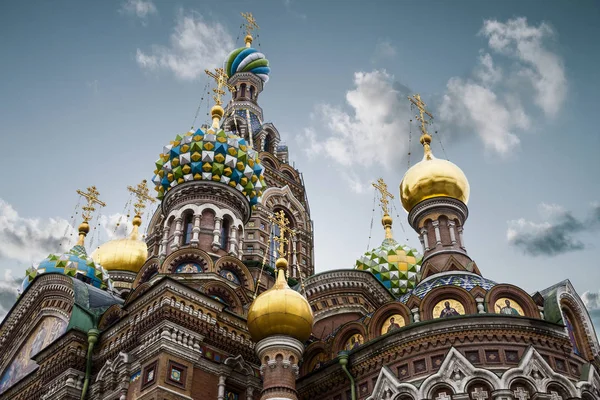 La Iglesia del Salvador sobre la Sangre derramada en San Petersburgo, Rus — Foto de Stock