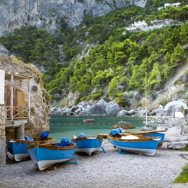 Marina piccola na ostrov capri, Itálie — Stock fotografie