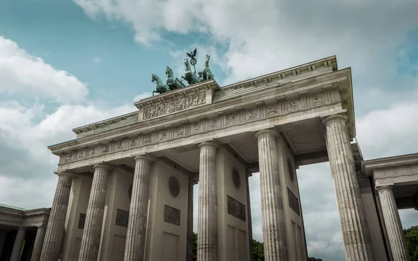 Brandenburger poort in Berlijn, Duitsland — Stockfoto