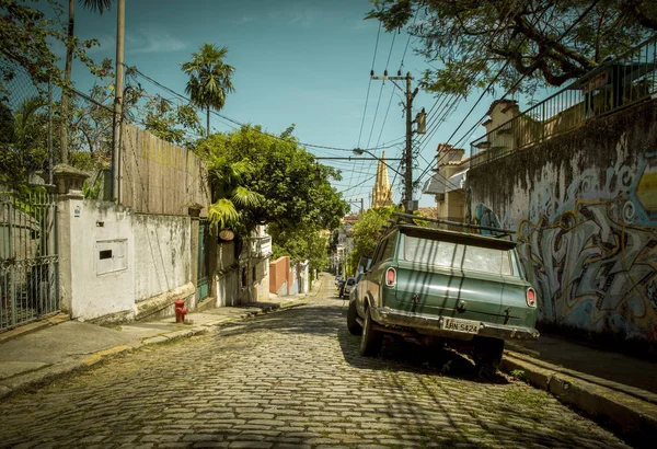 Street in Santa Teresa district of Rio de Janeiro city, Brazil — Stock Photo, Image