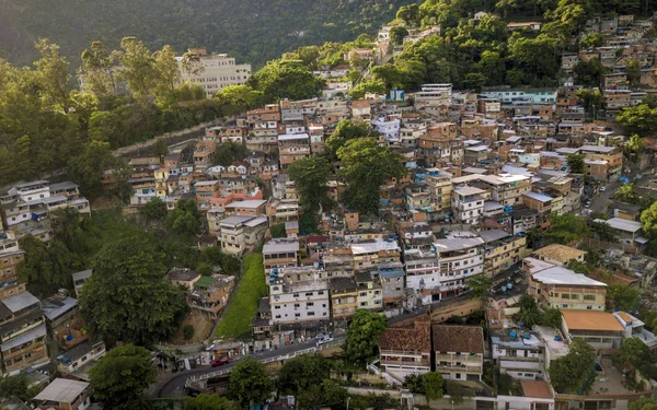 Vista aérea de Favela em Cosme Velho no Rio de Janeiro, Brasil — Fotografia de Stock