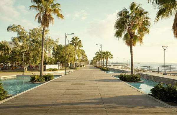 Promenade in der Stadt Limassol auf Zypern — Stockfoto