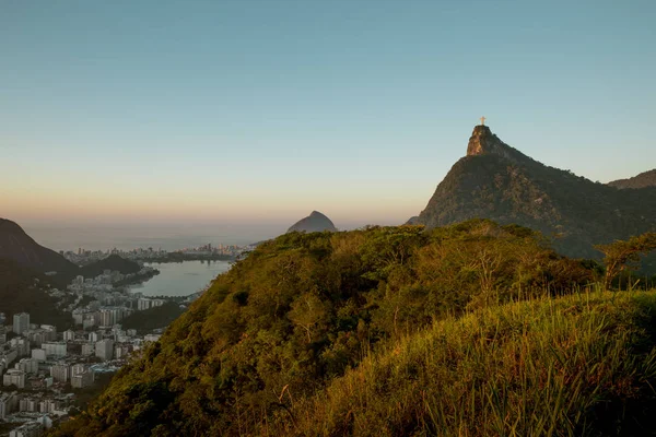 Panorama de Rio de Janeiro avec la montagne Corcovado, Brésil — Photo