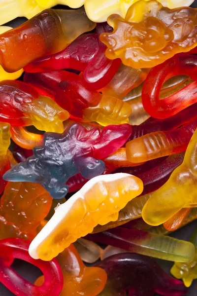 Много красочных сладостей — стоковое фото