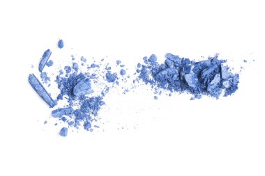 Beyaz arka plan üzerinde şık makyaj örnek