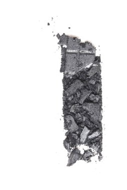 Beyaz arka plan üzerinde şık makyaj örnek