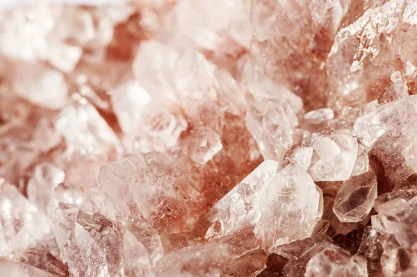 Kırmızı Ametist mineral taş yakın çekim