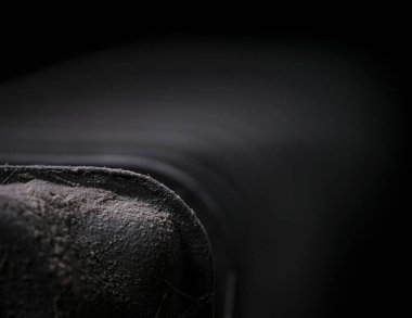 Kirli metal radyatör kapalı