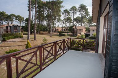 Bir lüks villa evde açık ahşap Teras