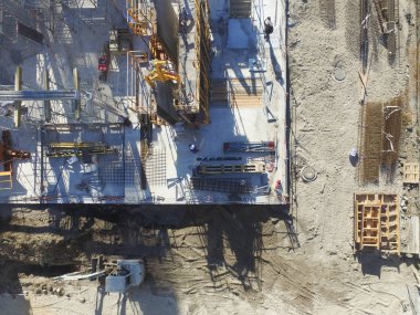 Bir şantiye dron görünümü