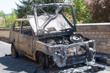 sonra yanmış olması tüm kömürleşme ve siyah araba