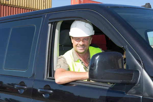Knappe Bouw Zitten Man Bestelwagen Met Beveiliging Helm — Stockfoto