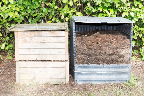 Approche Écologique Propre Poubelle Compost Dans Jardin — Photo