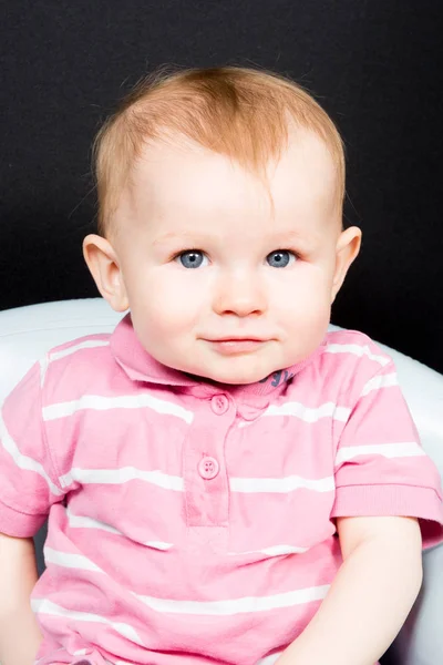 Portret Van Kind Jongen Neer Kijken — Stockfoto