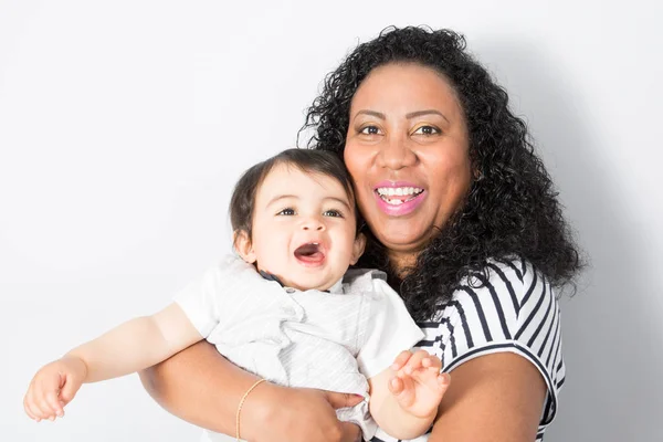 American Black Young Mother Plays Baby Woman Plays Mixed Race — Stock Photo, Image