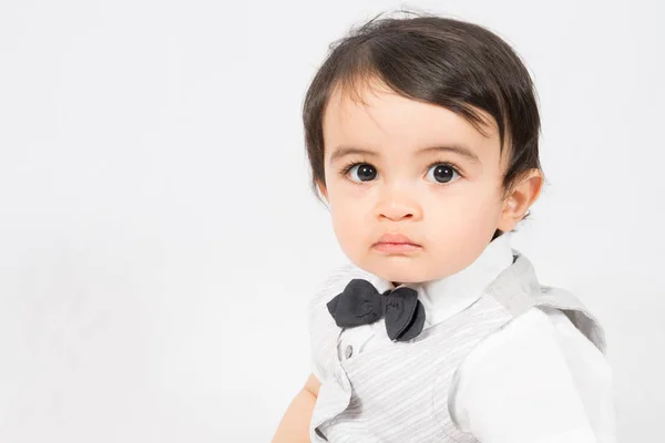 Bebê Feliz Menino Uma Camisa Branca Laço Retrato Gravata — Fotografia de Stock