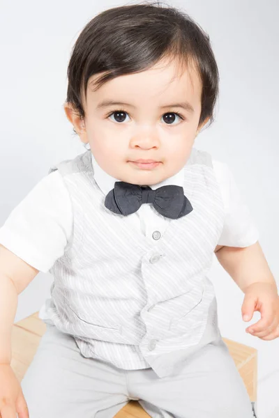 Menino Bonito Sorrindo Uma Camisa Branca Criança Feliz Com Gravata — Fotografia de Stock