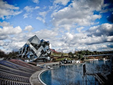 Poitiers, Fransa Futuroscope - 01/04/2018: futuroscope attrraction eğlence parkının park sinema ve Filmler film oyun için