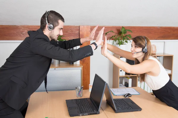 Call Centre Service Operators Arm Show Confirm Good Work Solve — Stock Photo, Image