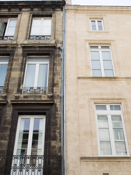 Comparación Antes Después Fachada Limpia Del Edificio Diferencia Entre Una — Foto de Stock