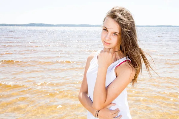 Jolie Adolescente Gaie Dans Côte Vacances Été — Photo