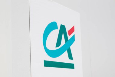 Bordeaux, Aquitaine / Fransa - 10 25 2019: kredi agricole logosu imzası Fransız Bankası İşaret Ofisi