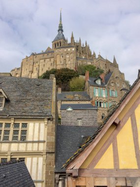 Mont Saint Michel, Normandiya / Fransa 10: 30 2019: Mont Saint Michel gelgit adası, Fransa