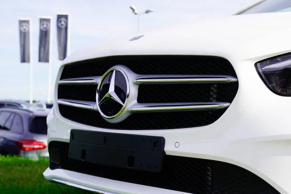 Burdeos Aquitania Francia 2019 Mercedes Coche Venta Nuevo Vehículo Concesionario — Foto de Stock