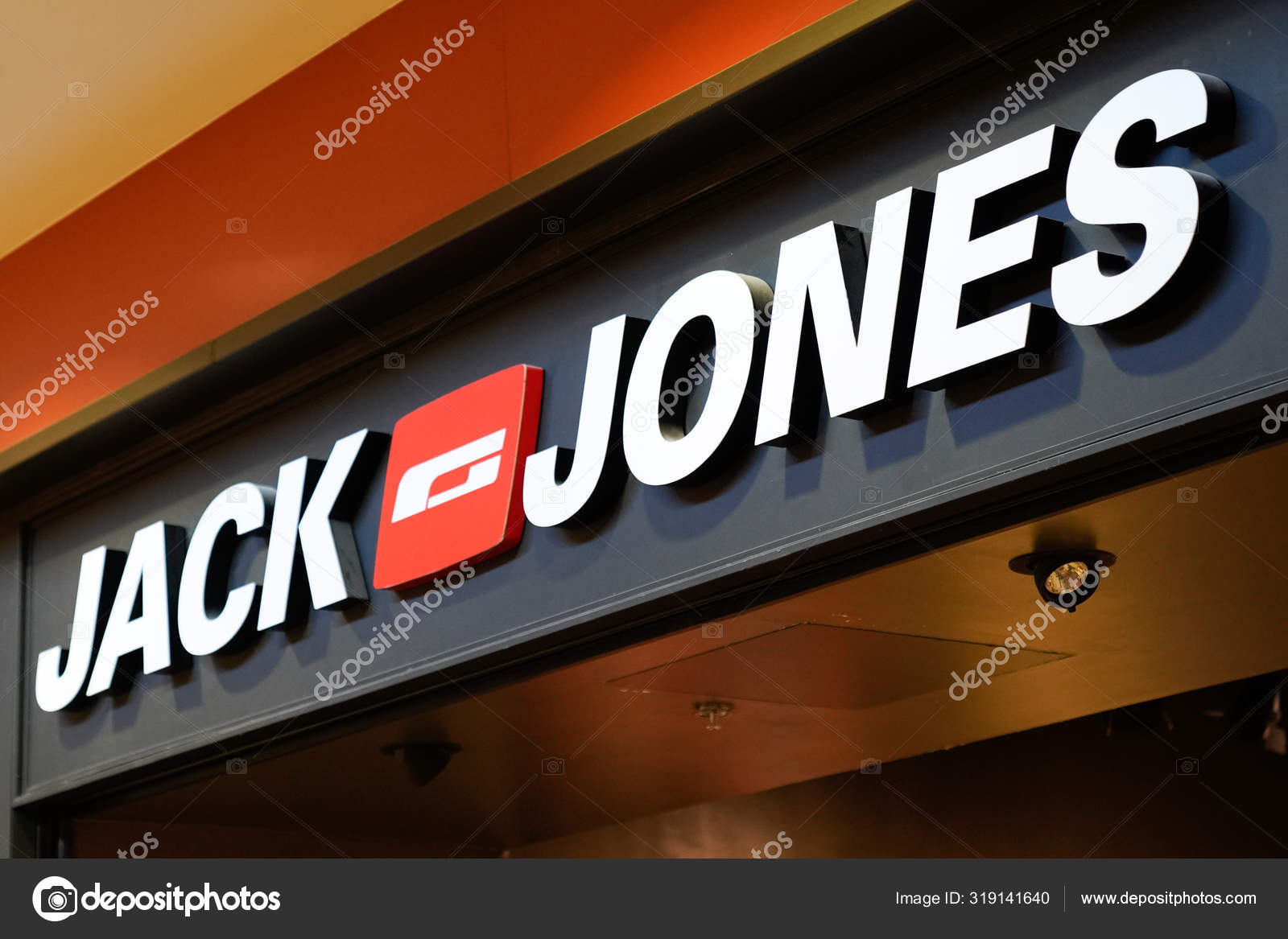 Bordeaux Aquitaine France 2019 Jack Jones Store Sign Logo Fashion – Stock  Editorial Photo © OceanProd #319141640