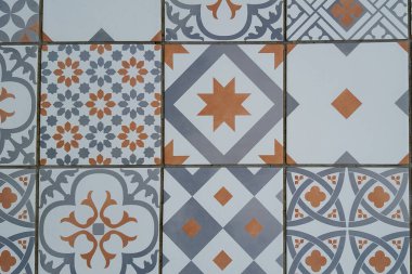 Akdeniz tarzında kusursuz desenli Portekiz fayansları Azulejo