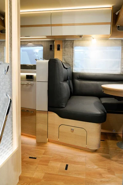 Nyitott Oldalsó Ajtó Modern Camper Van Interior — Stock Fotó