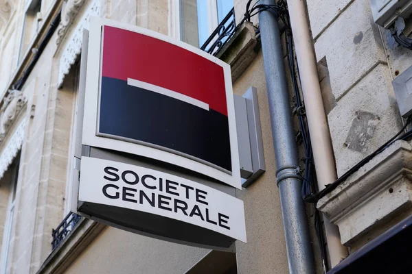 Bordeaux, Aquitaine / France - 12 04 2019: Societe Generale büro logosu