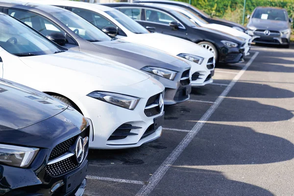 Μπορντό Aquitaine Γαλλία 2019 Mercedes Αυτοκίνητο Πώληση Ενοικίαση Οχήματος Γερμανική — Φωτογραφία Αρχείου