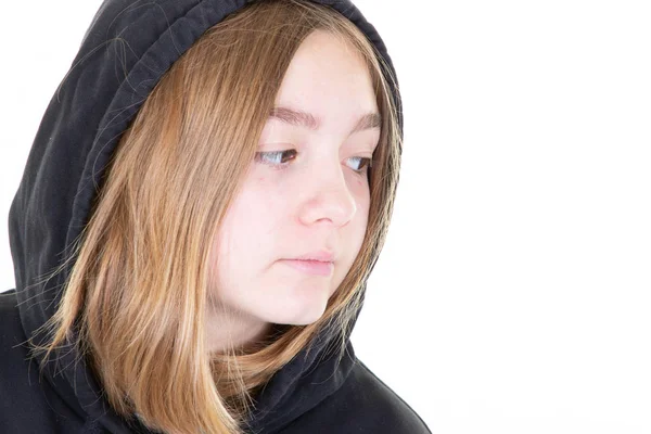 Menina Adolescente Elegante Vestindo Malha Camisola Aconchegante Preto Posando Olhando — Fotografia de Stock