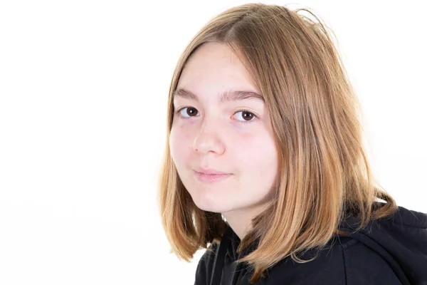 Menina Bonita Retrato Tennage Sorrindo Olhando Para Câmera Isolada Fundo — Fotografia de Stock