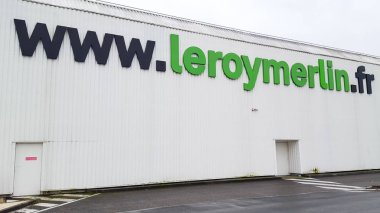 Bordeaux, Aquitaine / Fransa - 12: 24 2019: Leroy Merlin mağazası zincir mağaza logosu imza dükkanı web sitesi Leroymerlin.fr