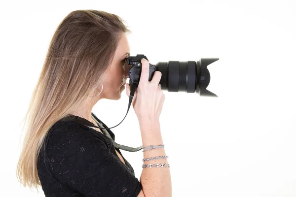 Blond Ung Kvinna Profil Med Professionell Digital Slr Kamera Vit — Stockfoto