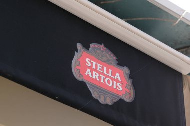Bordeaux, Aquitaine / France - 01 09 2019: Stella Artois bira imalathanesinin Belçika barındaki logosu